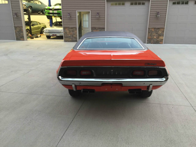 1972 Dodge Challenger - photo 3
