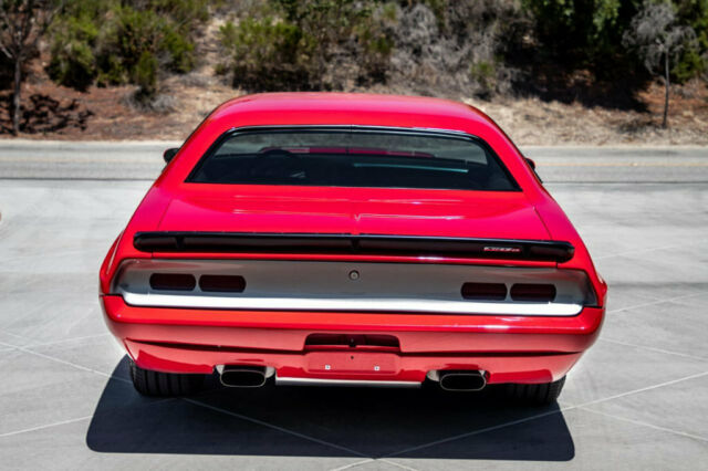 1972 Dodge Challenger High End Custom Resto-Mod - photo 8