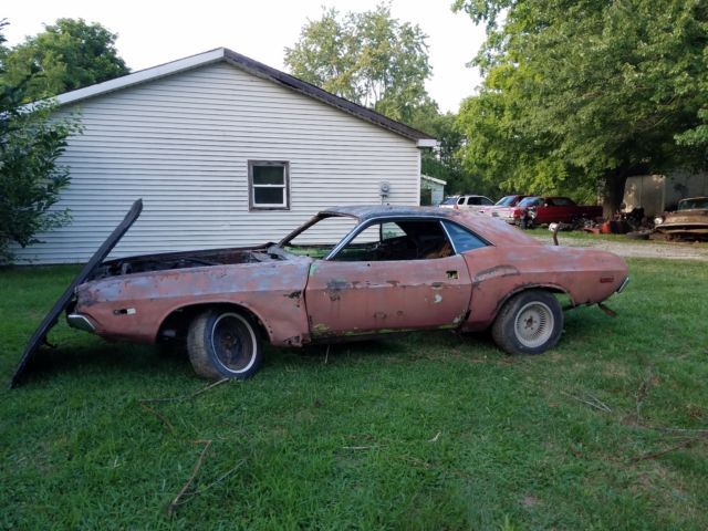 1972 Dodge challenger for parts or restore 1972 Dodge Challenger