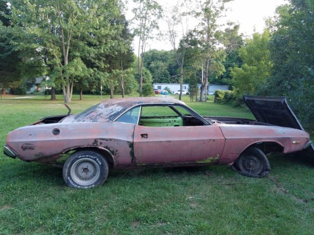 1972 Dodge Challenger - photo 2