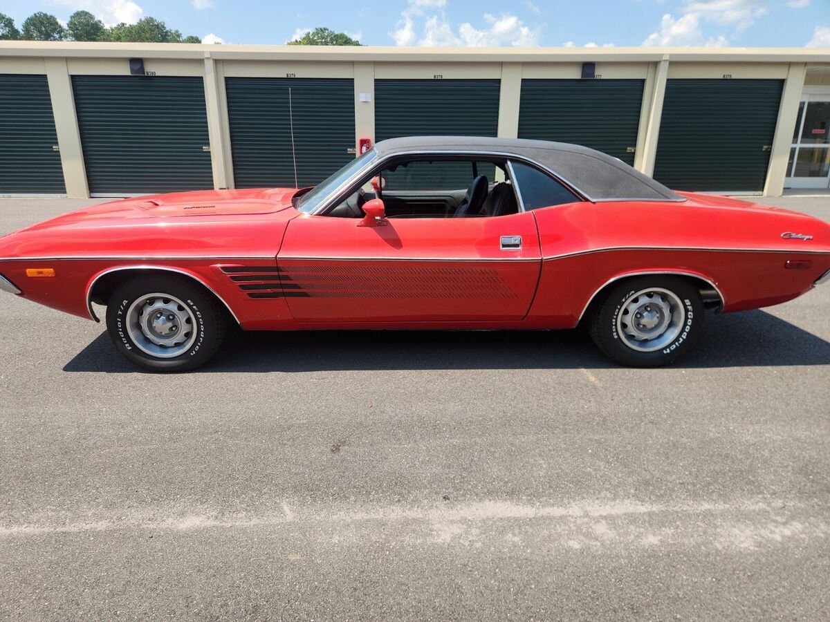 1972 Dodge Challenger - photo 2