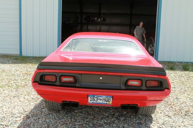 1972 Dodge Challenger - photo 4