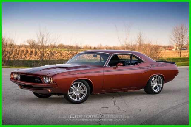 1972 Dodge Challenger RestoMod Pro Touring Show Car 440/430hp Nut&Bolt Restored 1972 Dodge Challenger