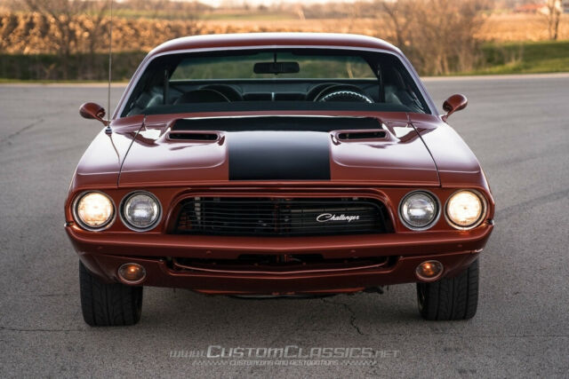 1972 Dodge Challenger - photo 2