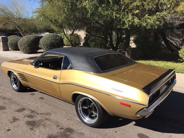 1972 Dodge Challenger 2 door coupe - photo 4