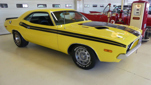 1972 Dodge Challenger RT Tribute 53138 Miles Yellow 2 DR HT 318 Automatic 1972 Dodge Challenger RT Tribute