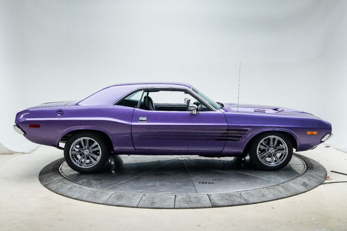 1972 Dodge Challenger - photo 2