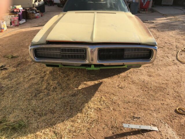1972 DODGE CHARGER 383 BIG BLOCK 4 SPPED MANUAL 1972 Dodge Charger COUPE SE