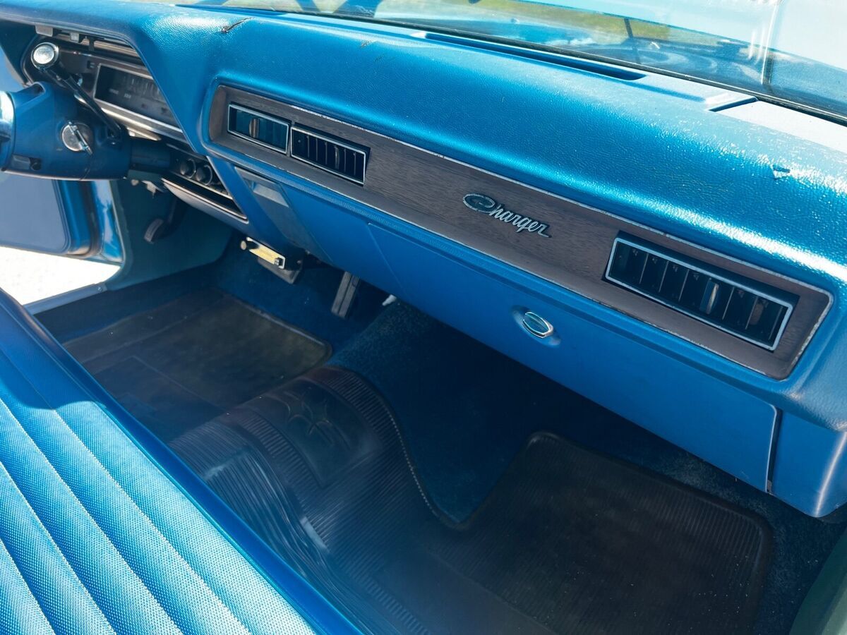 1972 Dodge Charger - photo 4