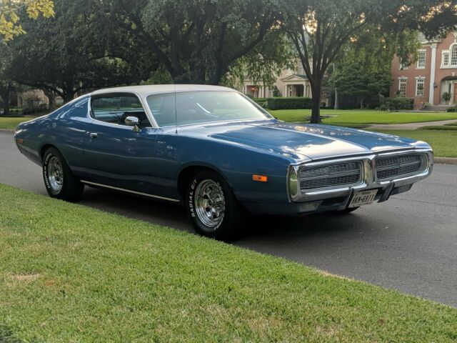 1972 Dodge Charger SE - photo 2
