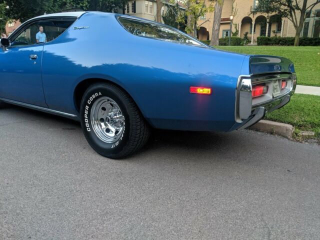 1972 Dodge Charger SE - photo 4