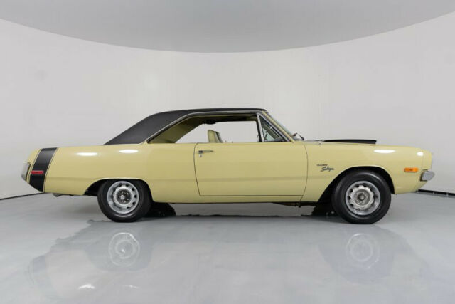 1972 Dodge Dart Swinger - photo 10