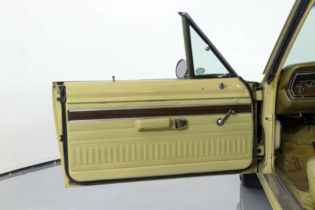 1972 Dodge Dart Swinger - photo 13
