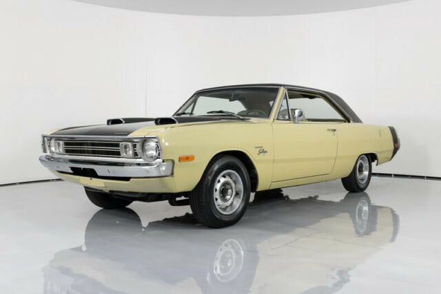 1972 Dodge Dart Swinger - photo 3