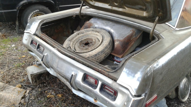 1972 Dodge Dart 4 door - photo 7