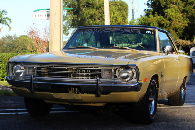 1972 Dodge Dart Swinger Hardtop 2-Door - photo 2