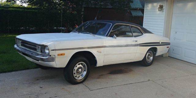 1972 Dodge Demon 340 3 speed manual mopar 1972 Dodge Dart Demon 340