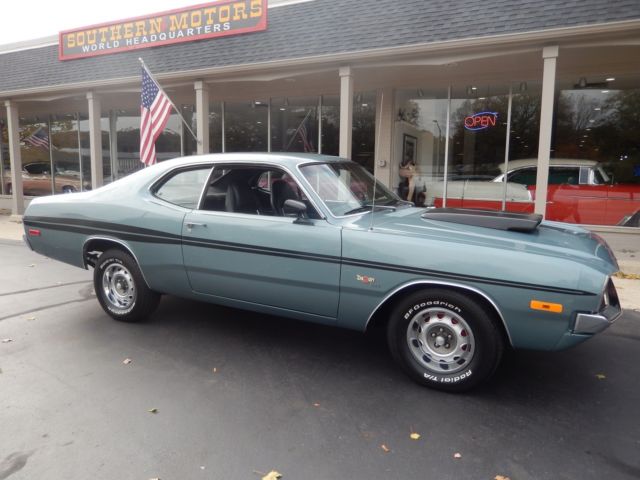 1972 Dodge Demon Gunmetal grey match#s 340 with A/C 1972 Dodge Dart