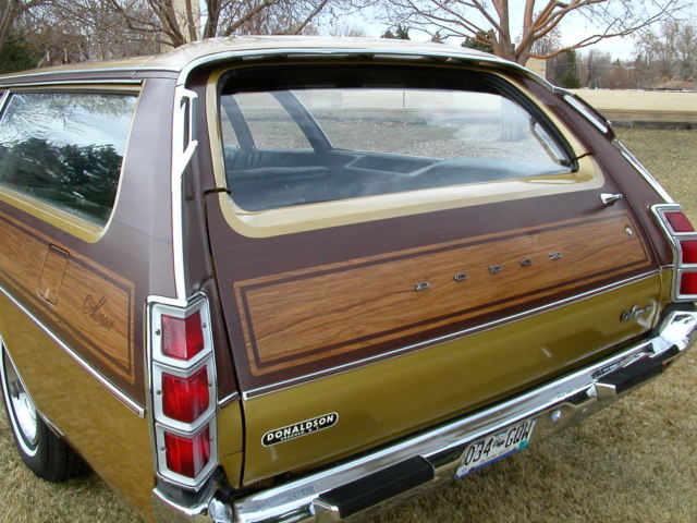 1972 Dodge Monaco STATION WAGON