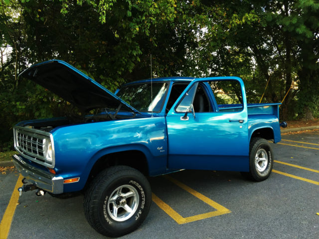 1972 Dodge Other Pickups D 100 1/2 Ton Short Bed Stepside - photo 9