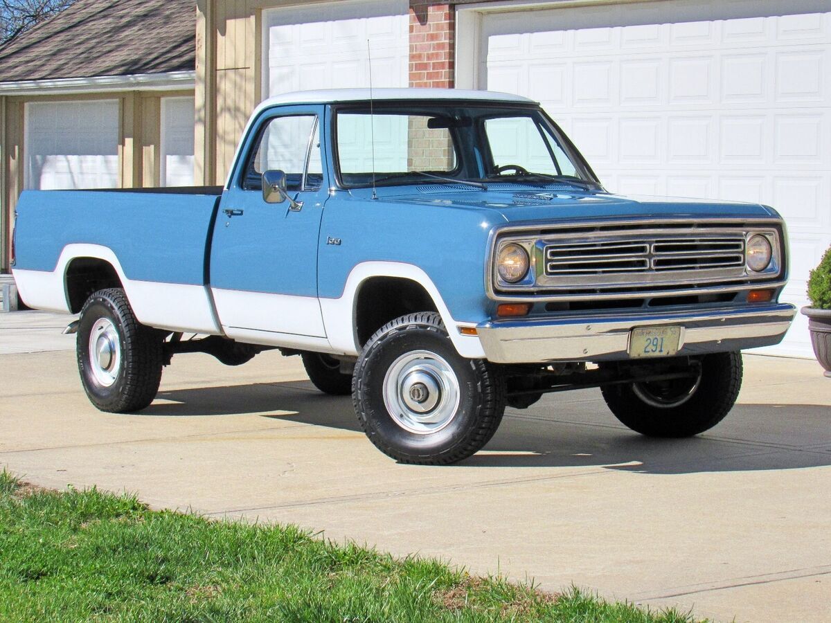 1972 Dodge Power Wagon - photo 3