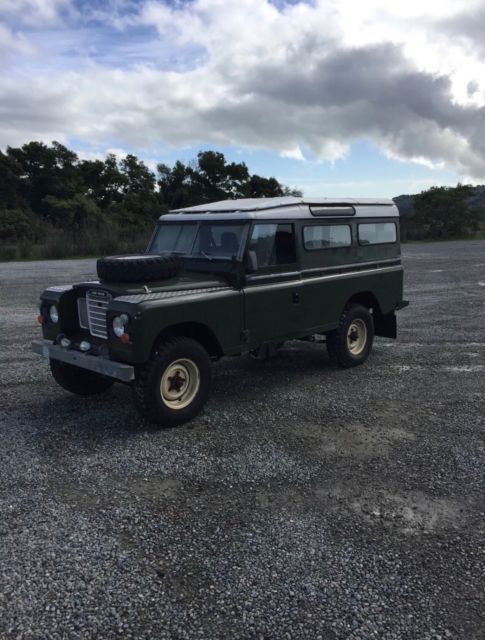 1972 Land Rover Defender