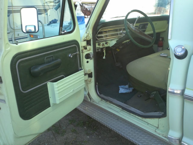 1972 Ford F-250 CAMPER SPECIAL - photo 8