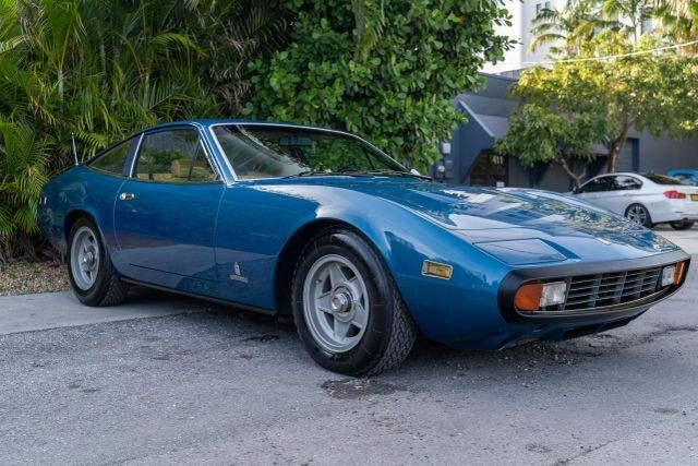 1972 Ferrari 365GTC/4 - photo 2
