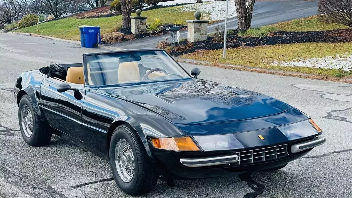 1972 FERRARI DAYTONA SPYDER 365 REPLICA 1972 Ferrari Daytona Spyder 365 1972 FERRARI DAYTONA SPYDER 365 REPLICA