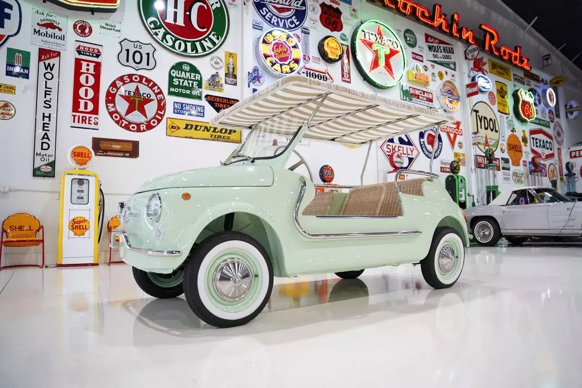 1972 Fiat Jolly "Full restoration in Italy by an Italian craftsman" 1972 Fiat Jolly