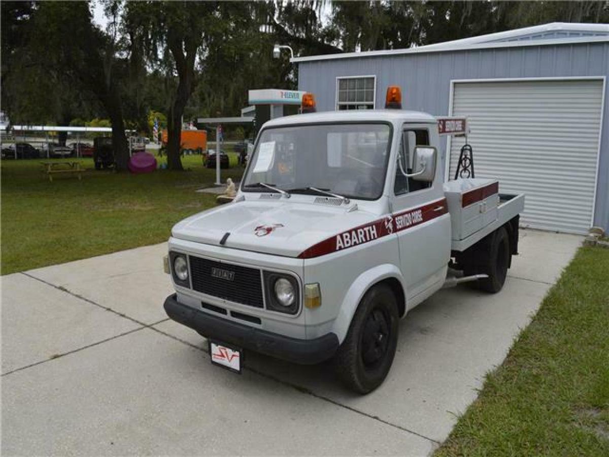 1972 Fiat Wrecker 616 Tow Truck - photo 10