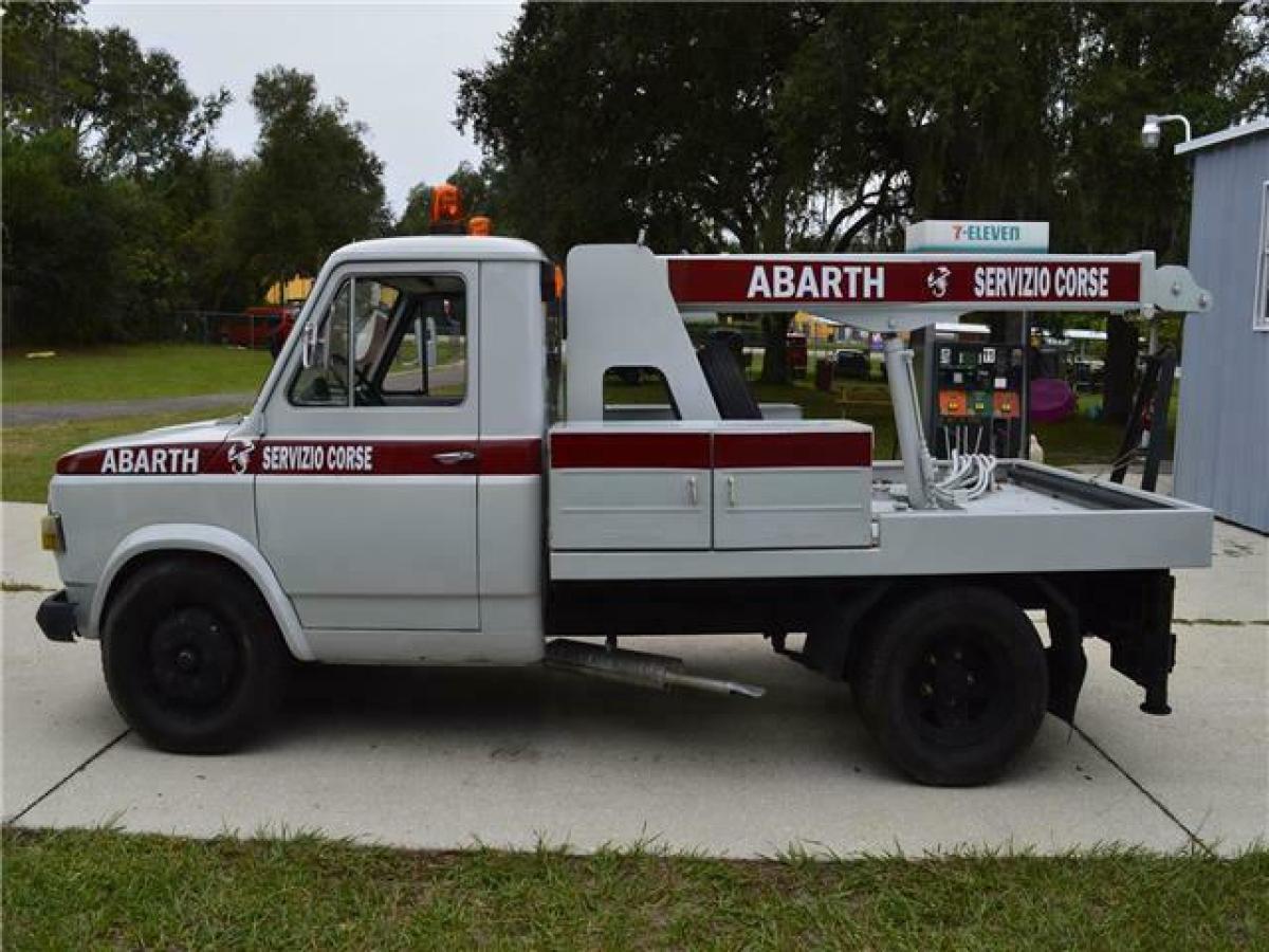 1972 Fiat Wrecker 616 Tow Truck - photo 8