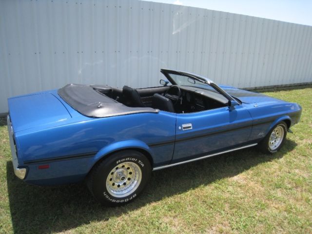 1972 Ford Convertible Mustang 302 Factory V8 Powersteering - Powertop 1972 Ford Mustang Convertible