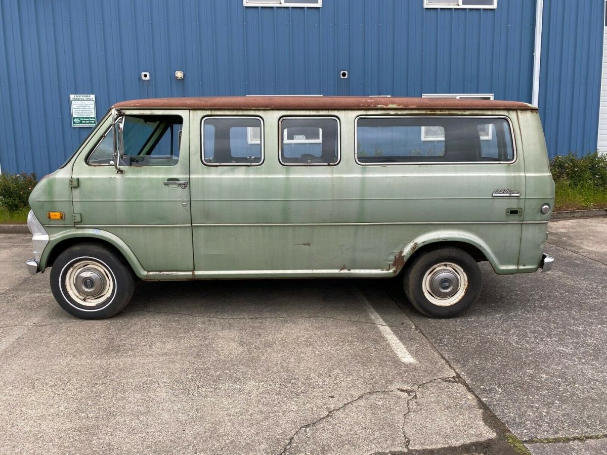 1972 Ford E-Series Van - photo 2