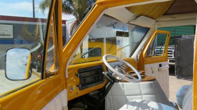 1972 Ford E-Series Van Custom - photo 6