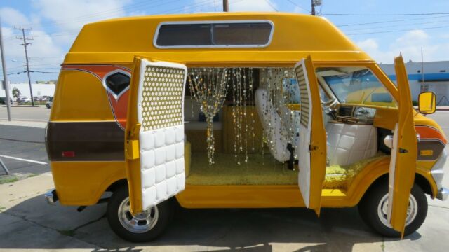 1972 Ford E-Series Van Custom - photo 9