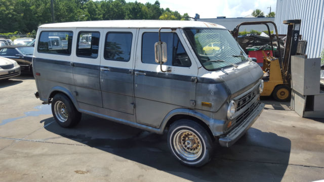 1972 Ford E-Series Van - photo 7