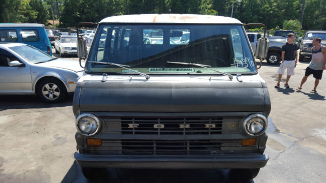 1972 Ford E-Series Van - photo 8
