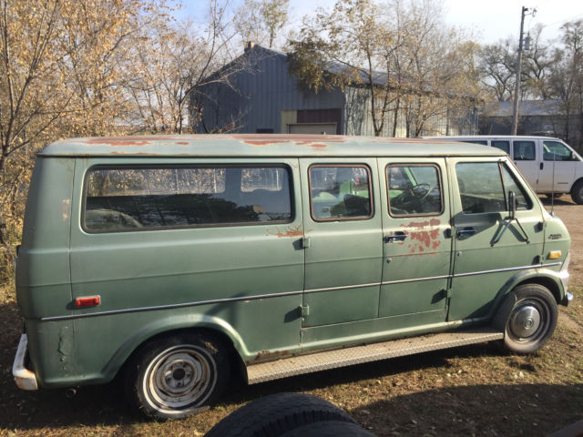 1972 Ford E-Series Van - photo 6