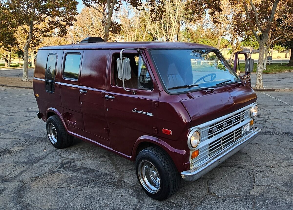 1972 Ford E-Series Van e200 econoline shorty van - photo 10