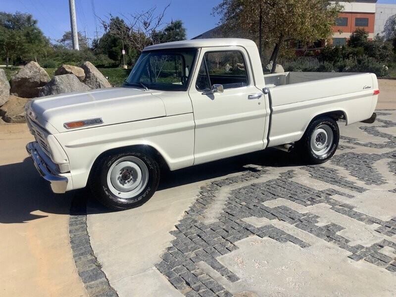 1972 Ford F-100 2-Door Truck 1972 F-100