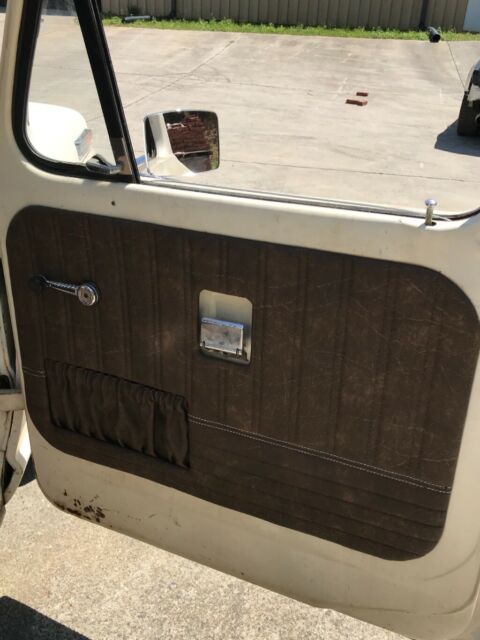 1972 Ford F-100 Coyote swapped Restomod pro touring - photo 13