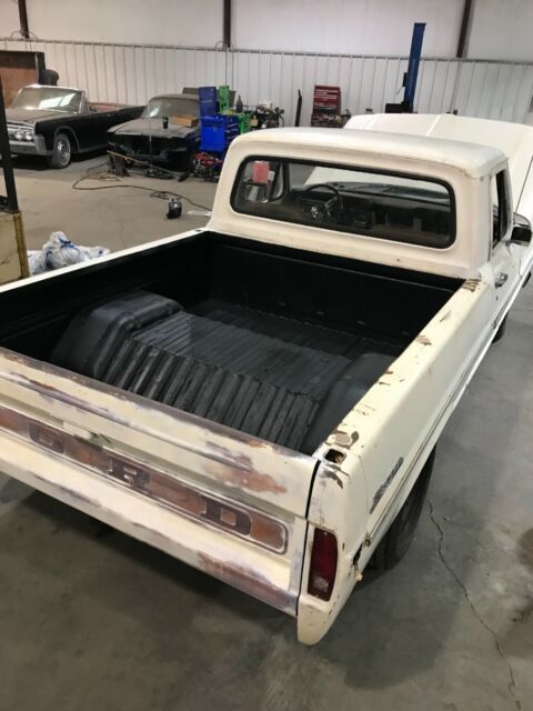 1972 Ford F-100 Coyote swapped Restomod pro touring - photo 5
