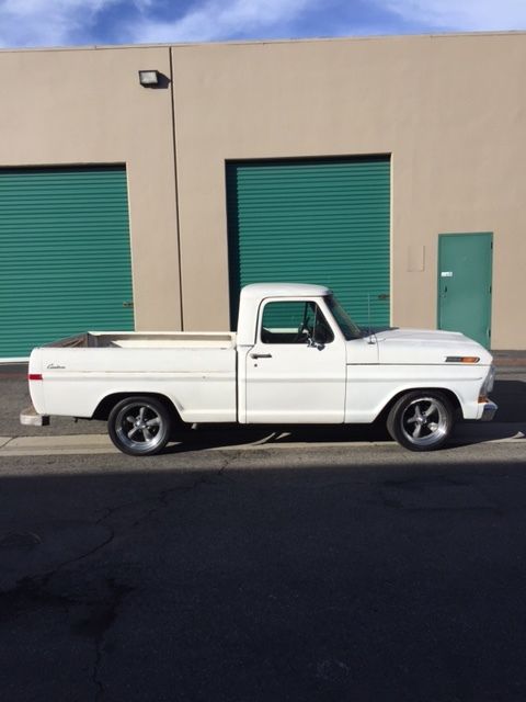1972 Ford F-100 Base Standard Cab Pickup 2-Door - photo 2