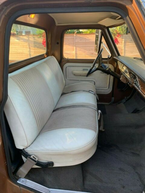 1972 Ford F-250 Camper Special - photo 2