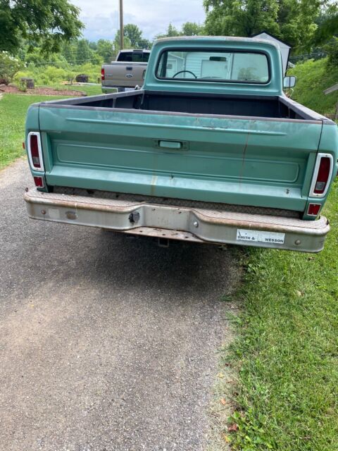 1972 Ford F250 - photo 4