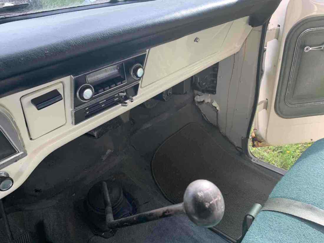 1972 Ford F250 Camper Special - photo 11