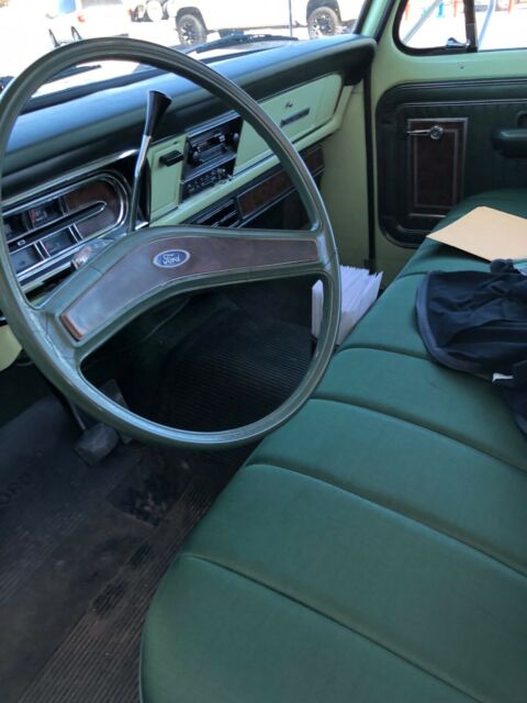 1972 Ford F-250 Ranger XLT Camper Special - photo 5