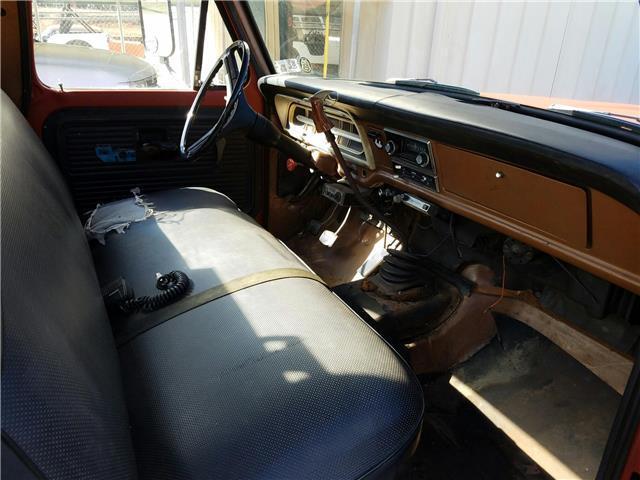 1972 Ford F-350 Wrecker - photo 6