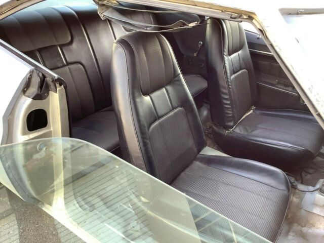 1972 Ford Gran Torino sport (351CJ, AC, floor shifting auto tranny) 1972 Ford Torino